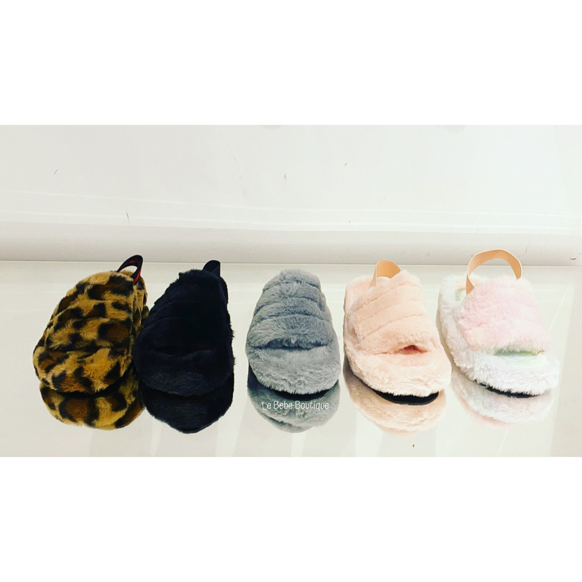 Bebe slippers deals with fur